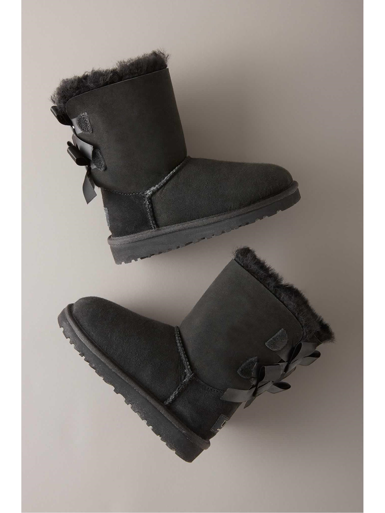 girls grey uggs