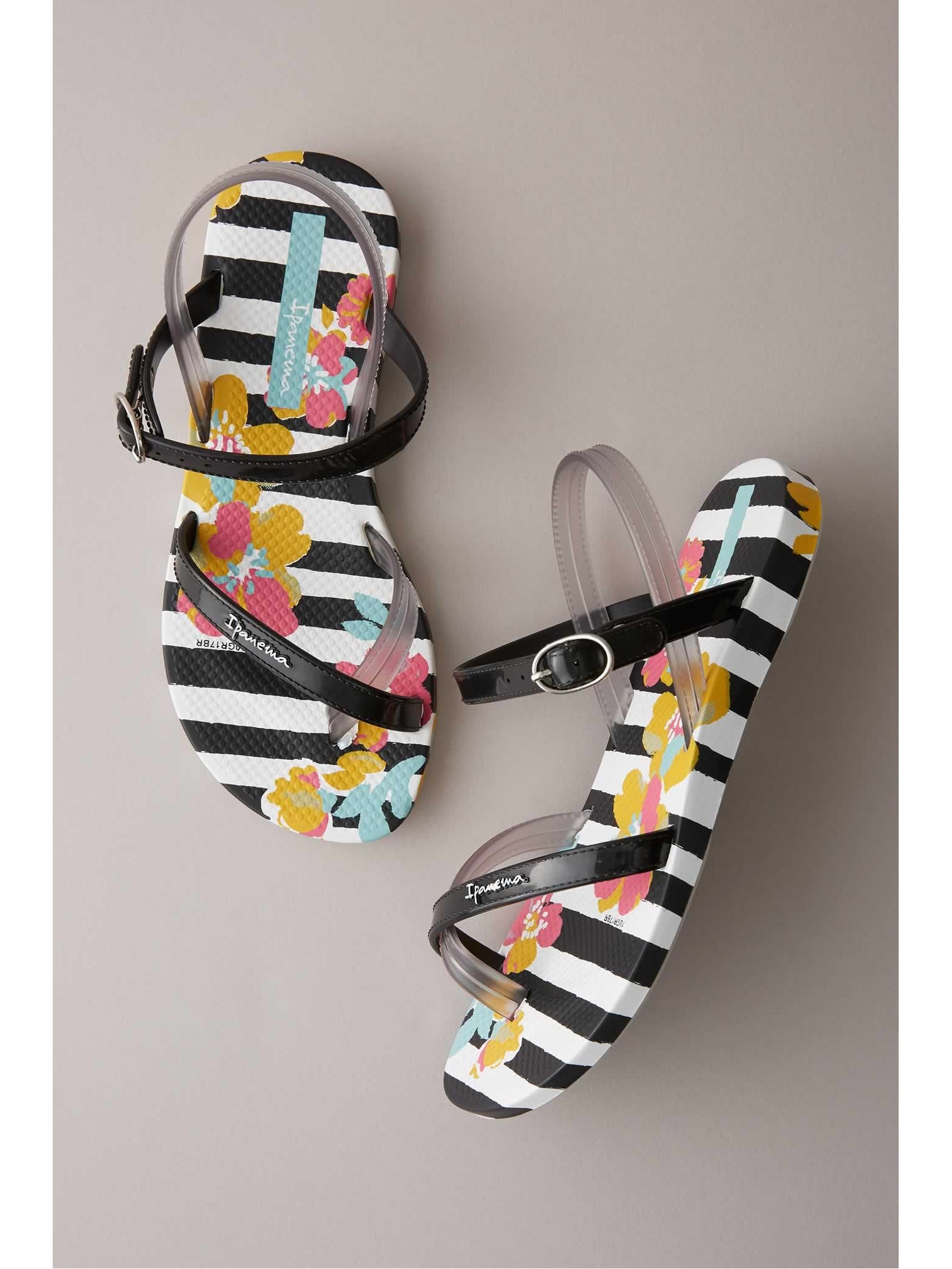 ipanema jelly sandals