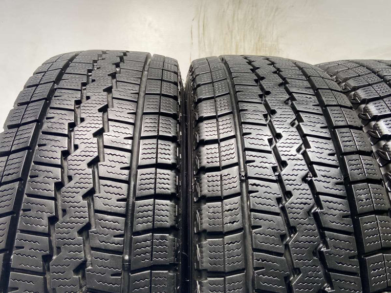 ☆バリ山9部山以上☆ ダンロップsv01 ウインターマックス195/80r15 107/105 17年製 - 車のパーツ