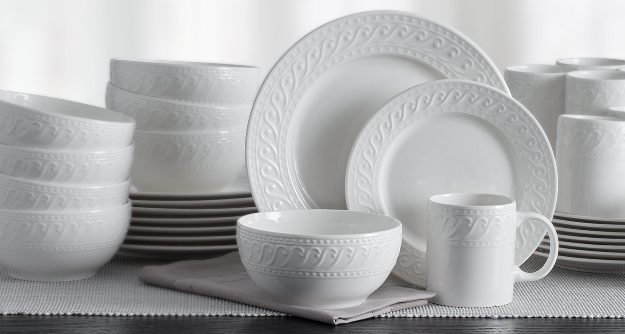 casual dinnerware patterns