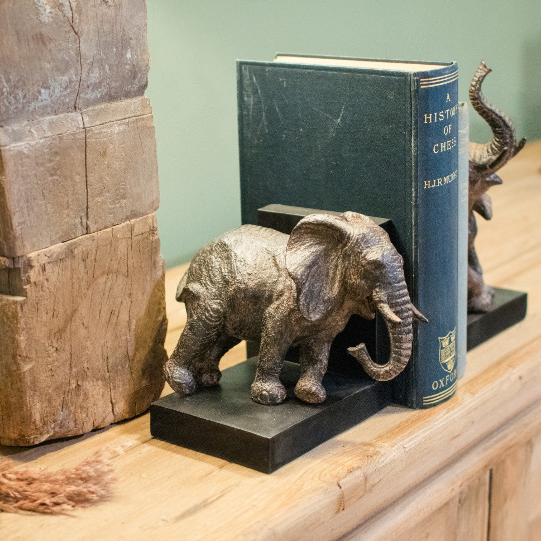 Pair of Resin Elephant Bookends | Annie Mo's