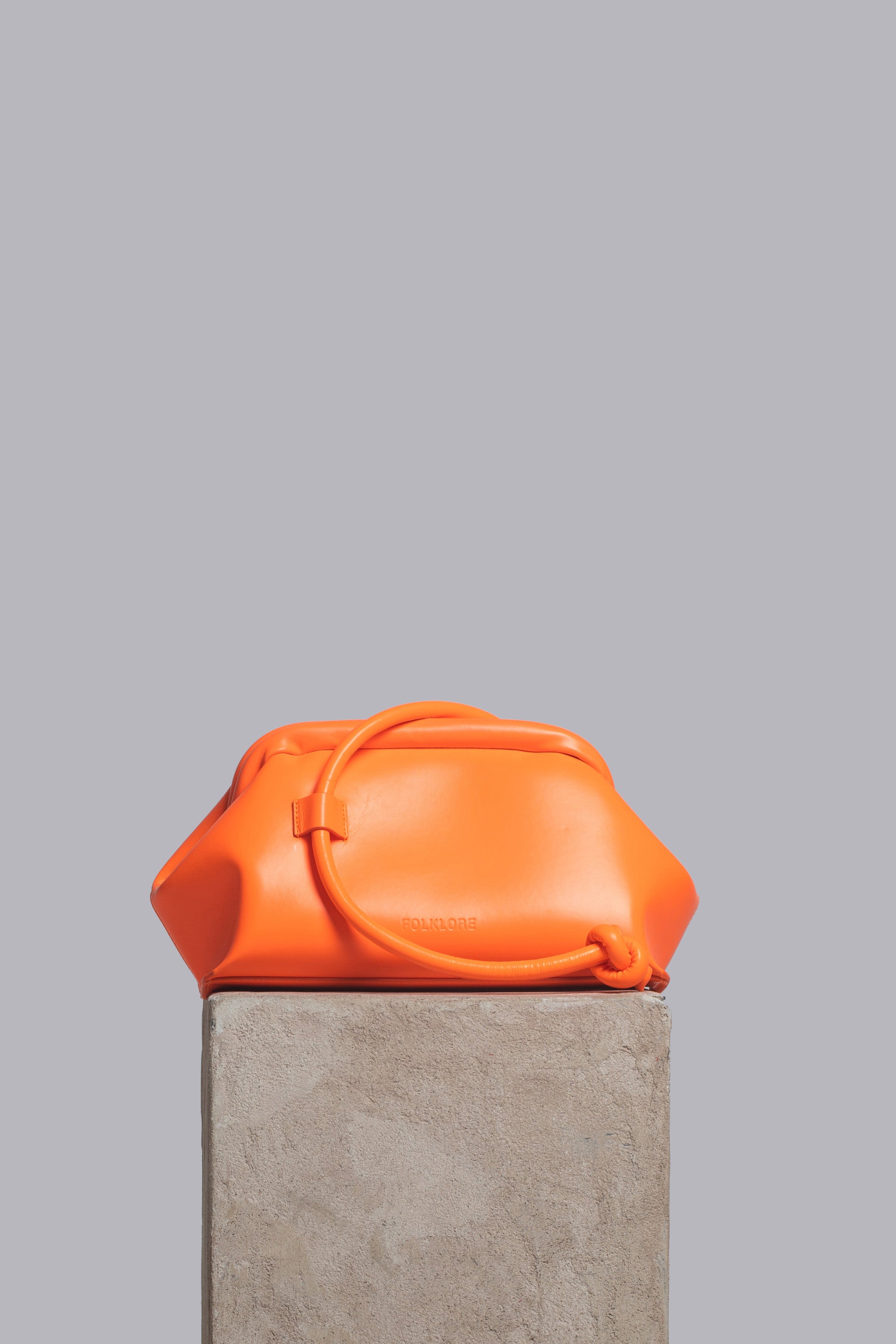 Money Pouch in Neon Leather – FOLKLORE THE LABEL