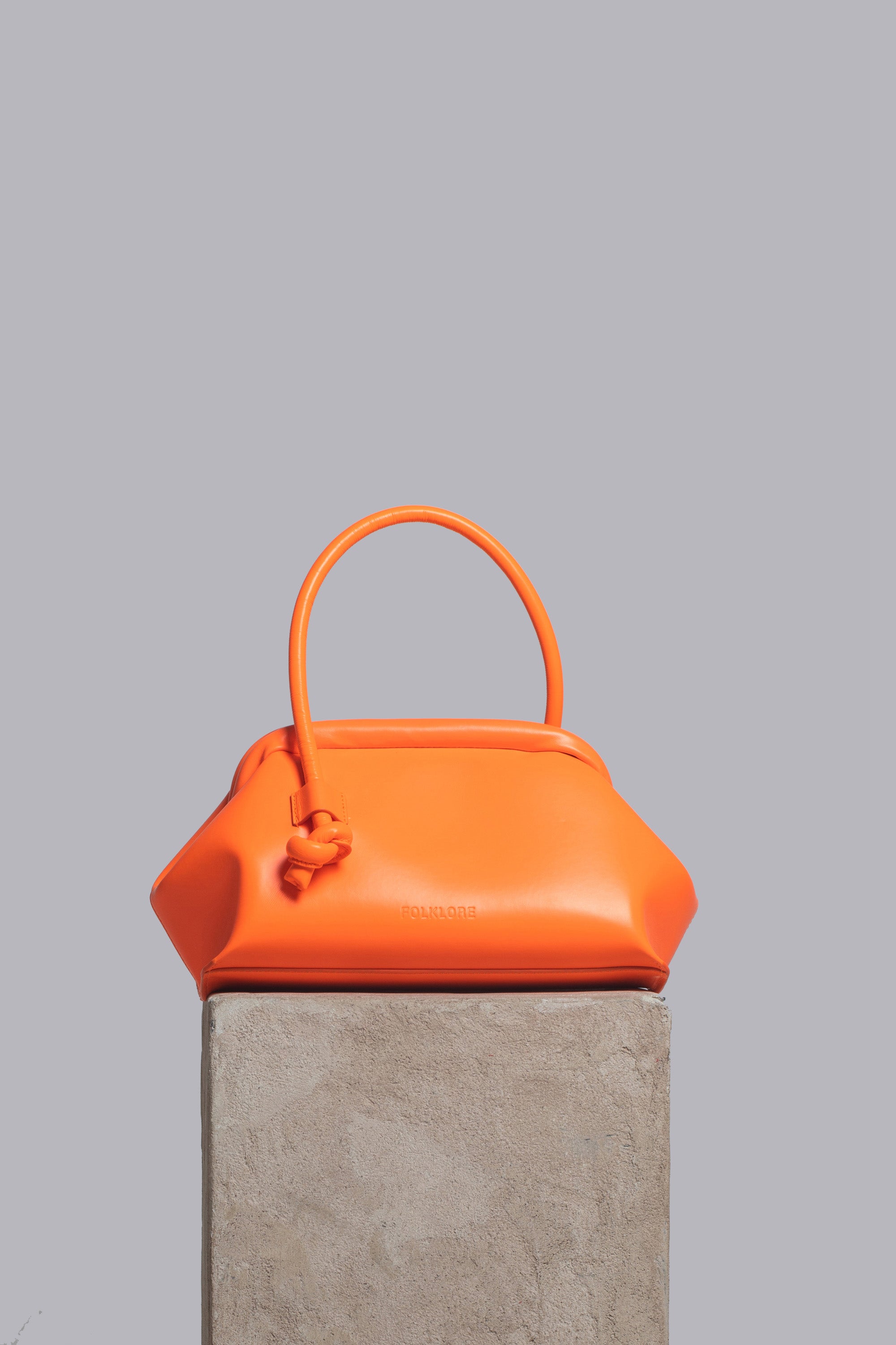 Money Pouch in Neon Leather – FOLKLORE THE LABEL