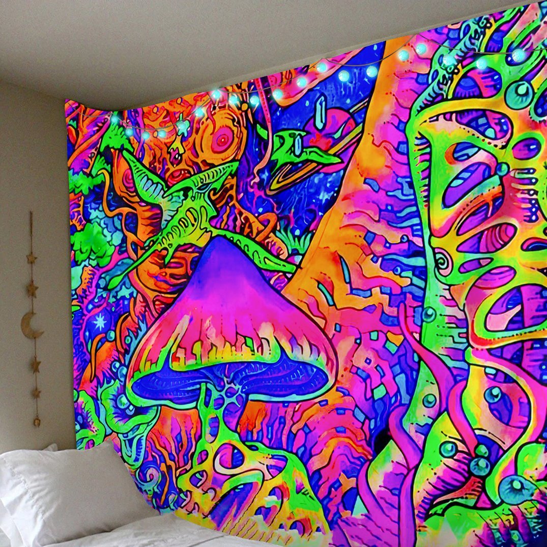 Abstract Mushroom Tapestry – Trippy Tapestry
