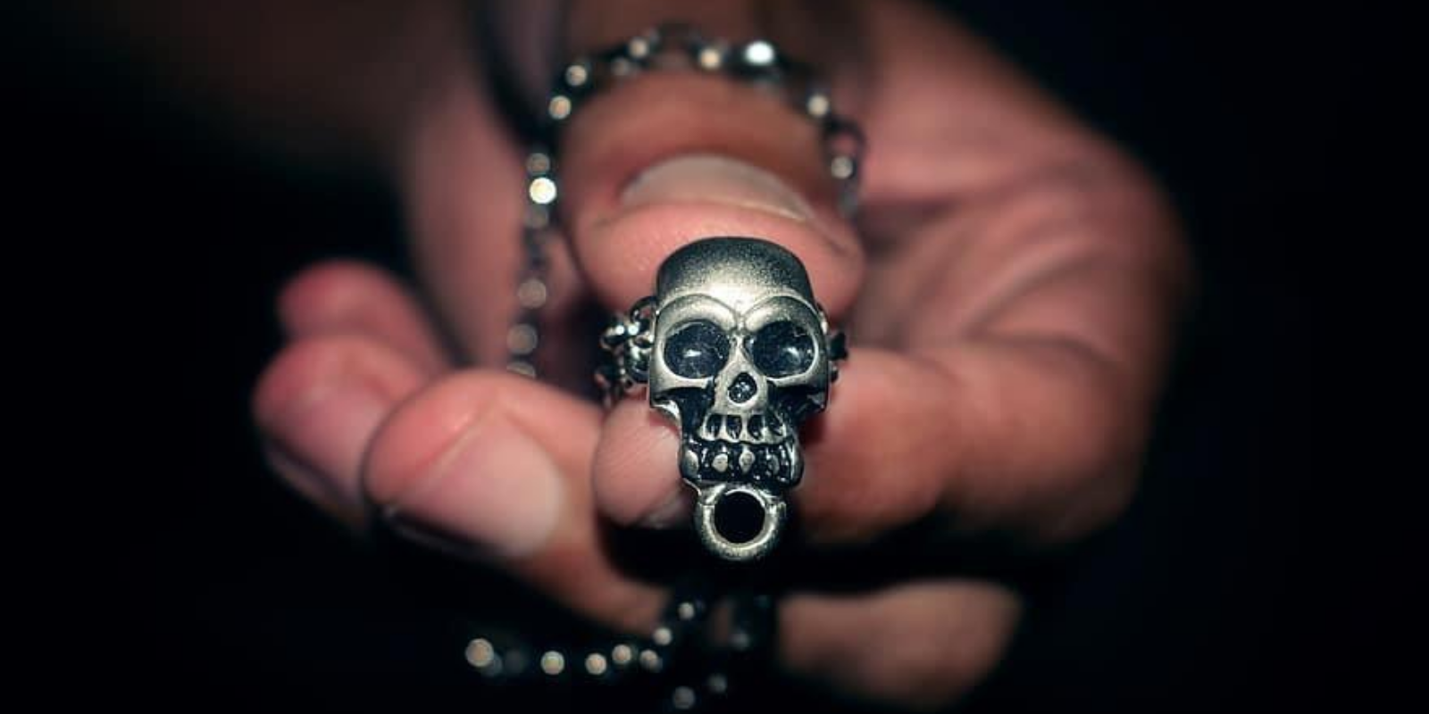Men's Masonic Skull Ring - Memento Mori Skull and Crossbones ring clear -  Silver and Gold | MasonArtStore