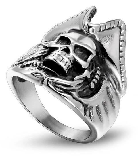 pirate-skull-ring