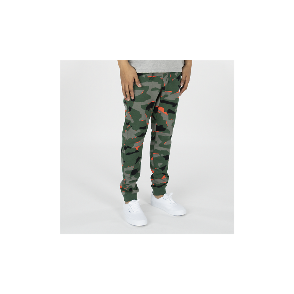 nike club camo jogger