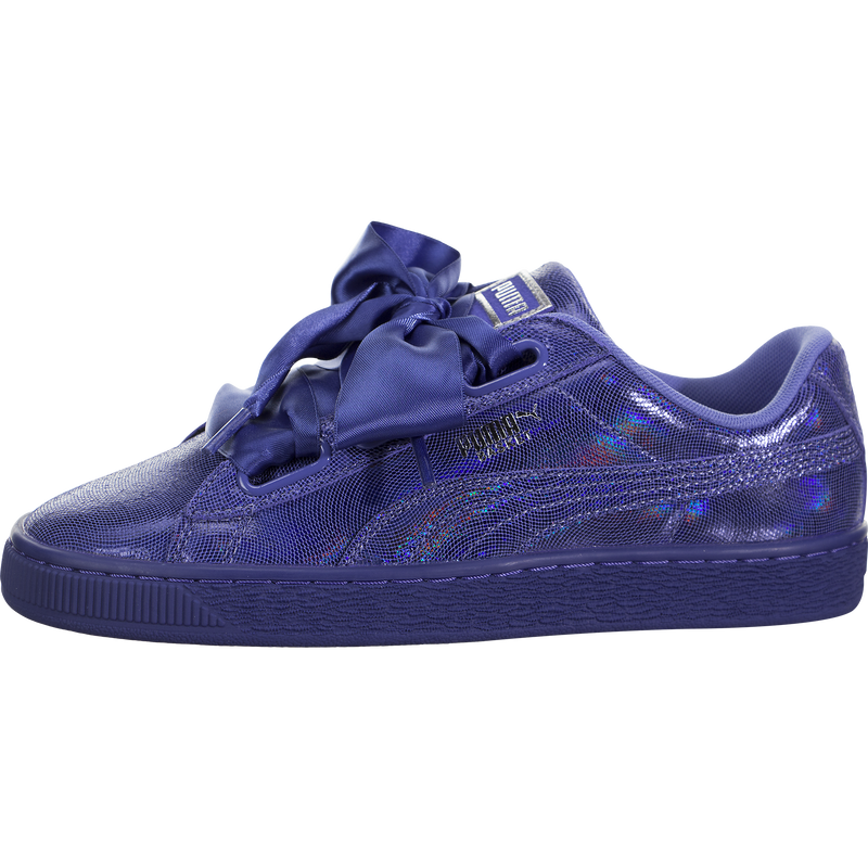 puma basket heart night sky