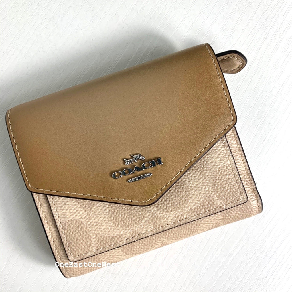 coach women's small wallet