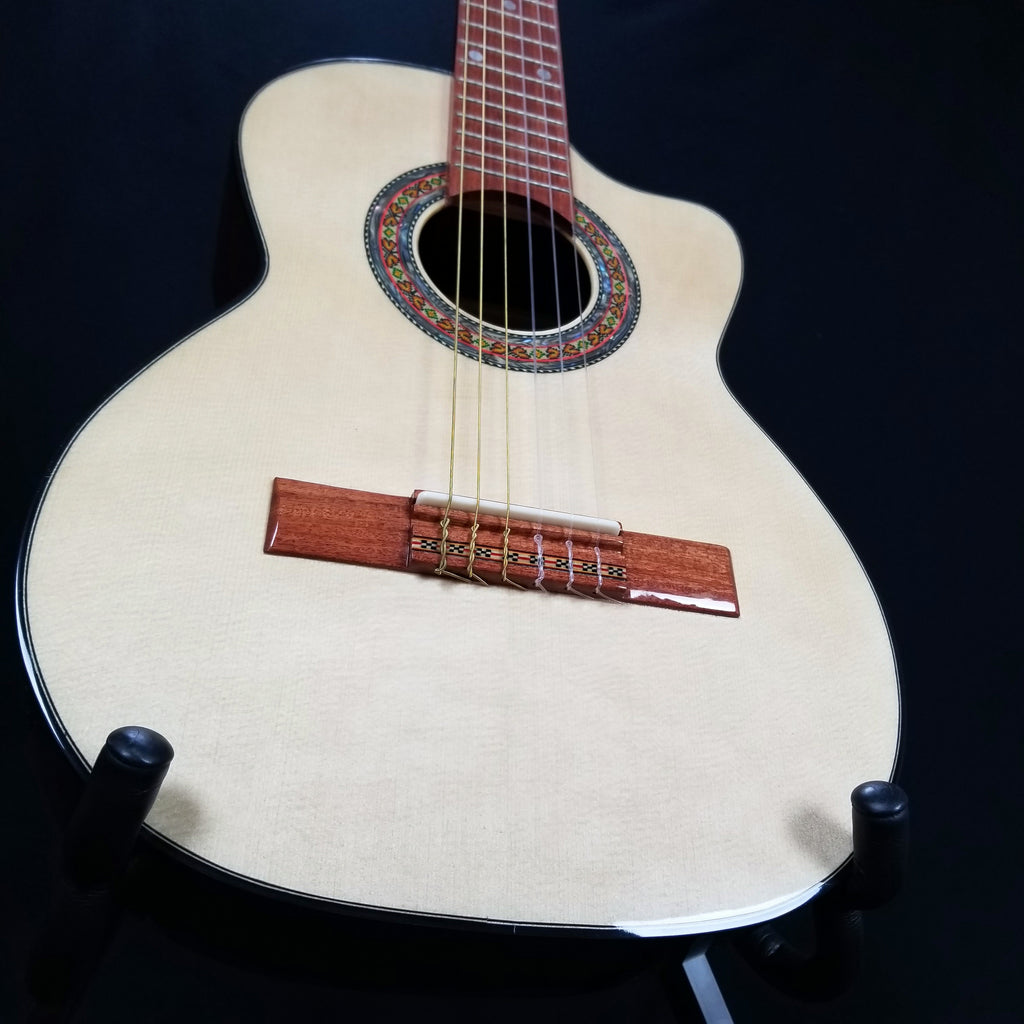 paracho requinto guitar