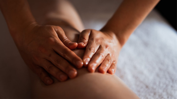 le sens du toucher est essentiel à notre santé physique et psychique, un massage permet de se réapproprier son corps