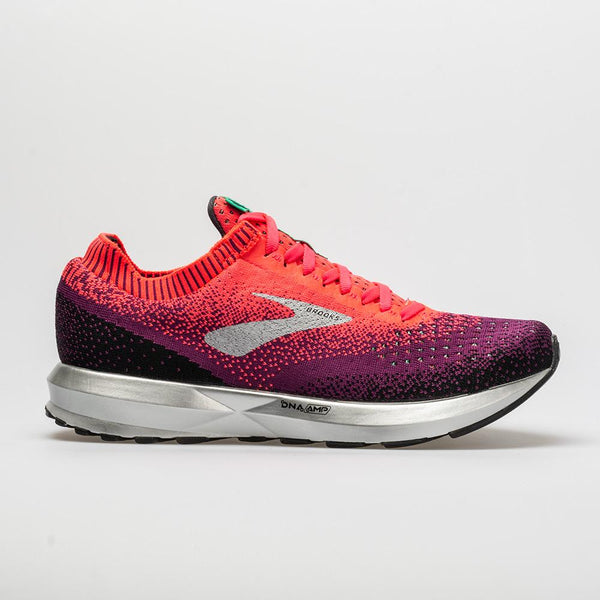 brooks levitate pink