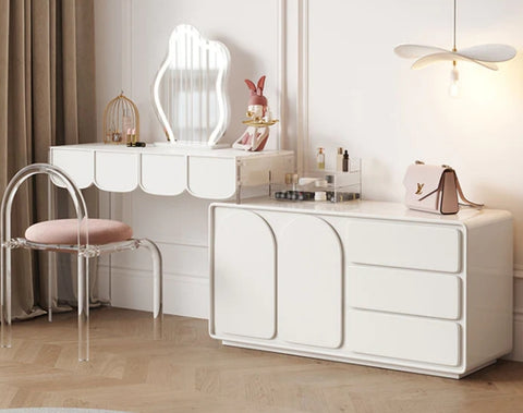 dressing table with drawers