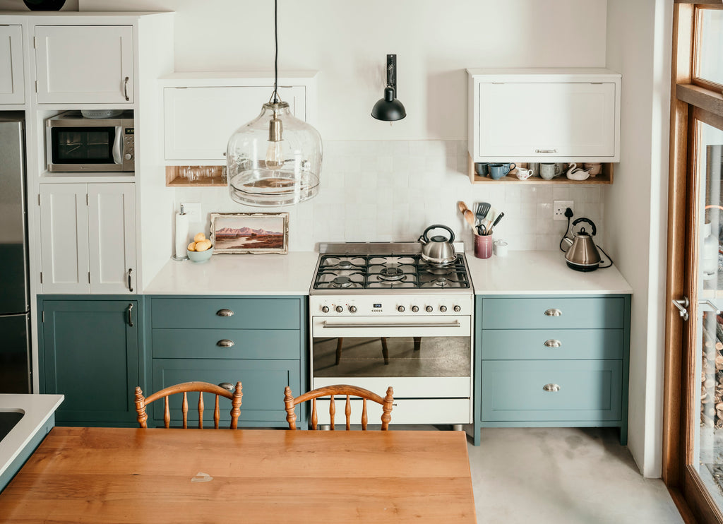 Shaker Kitchens Cape Town | Holly Wood Kitchens and Furniture - Holly ...