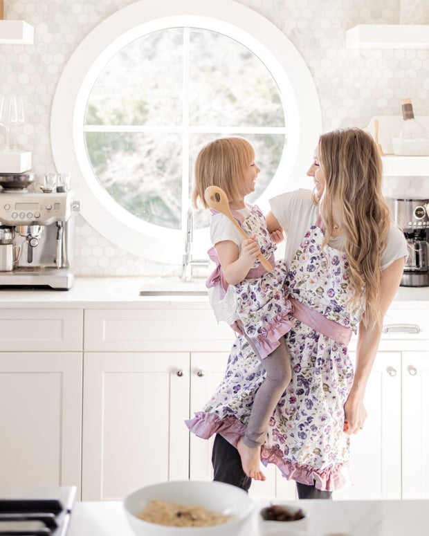 Personalized Mommy and Me Aprons Navy Gingham | Monogrammed Mother Daughter Aprons | Matching Aprons | Mommy Daughter Apron Set