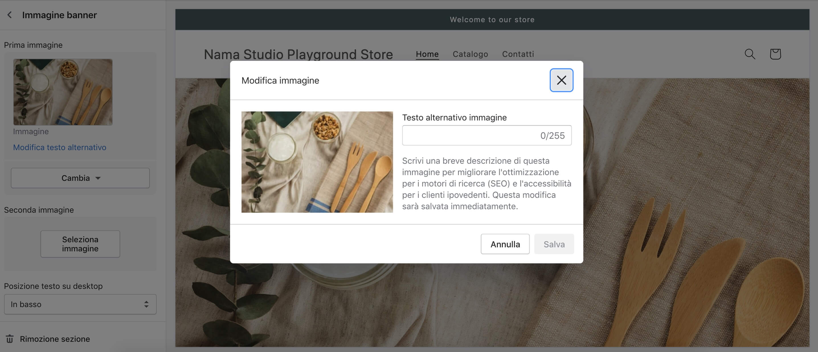Screenshot che mostra lo spazio per inserire l'alt text delle immagini da theme editor Shopify