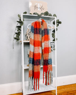 Fuzzy Vibes Finge Scarf