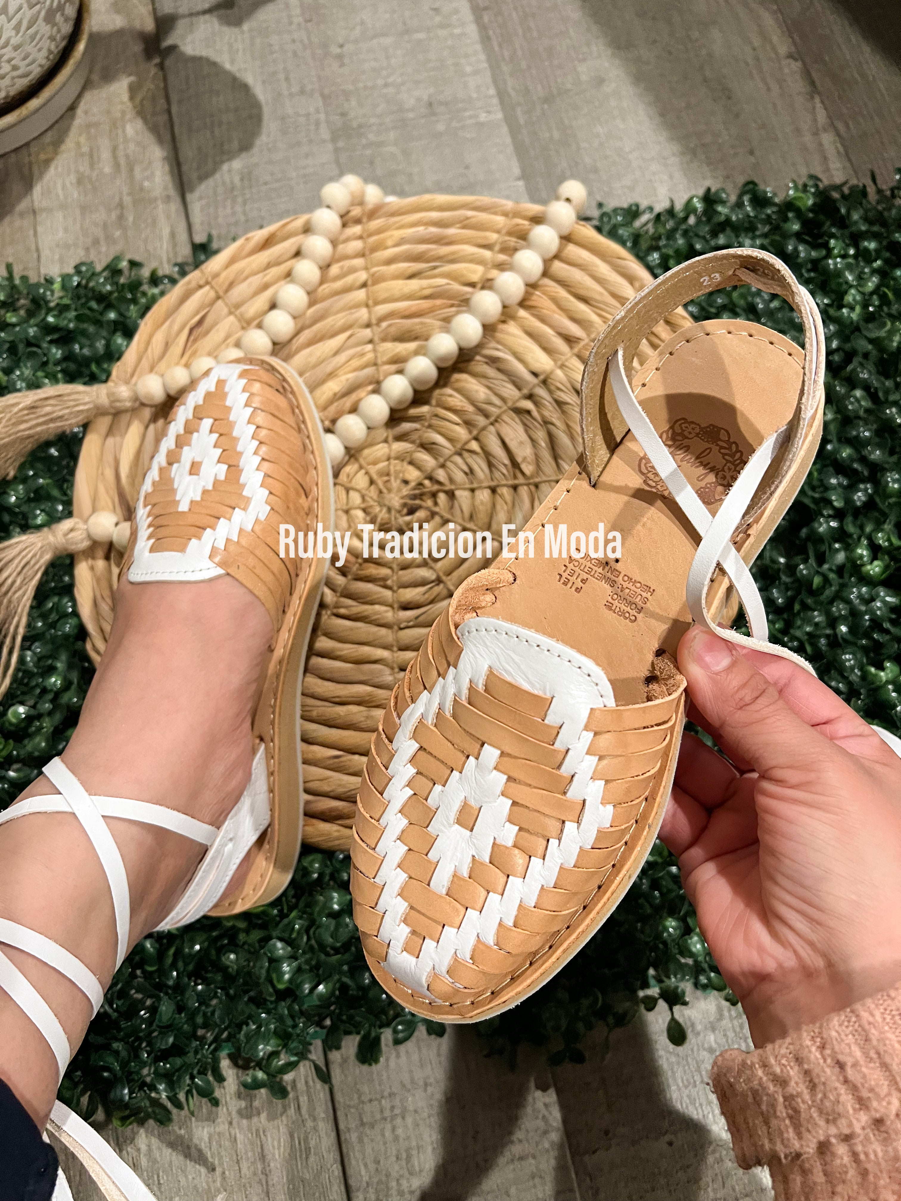 Rombo / Huaraches Lace-Up