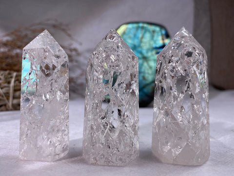 Spotting Fake Crystals in 2023  Crystals, Fake stone, Crystal