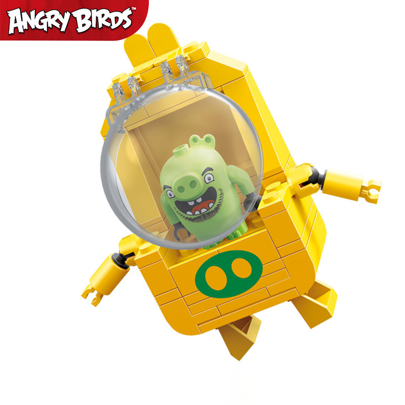 Angry Birds™ Piggy Diving Suit Building Block Set