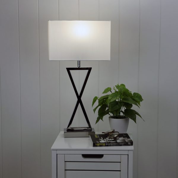 trendy bedside table lamps