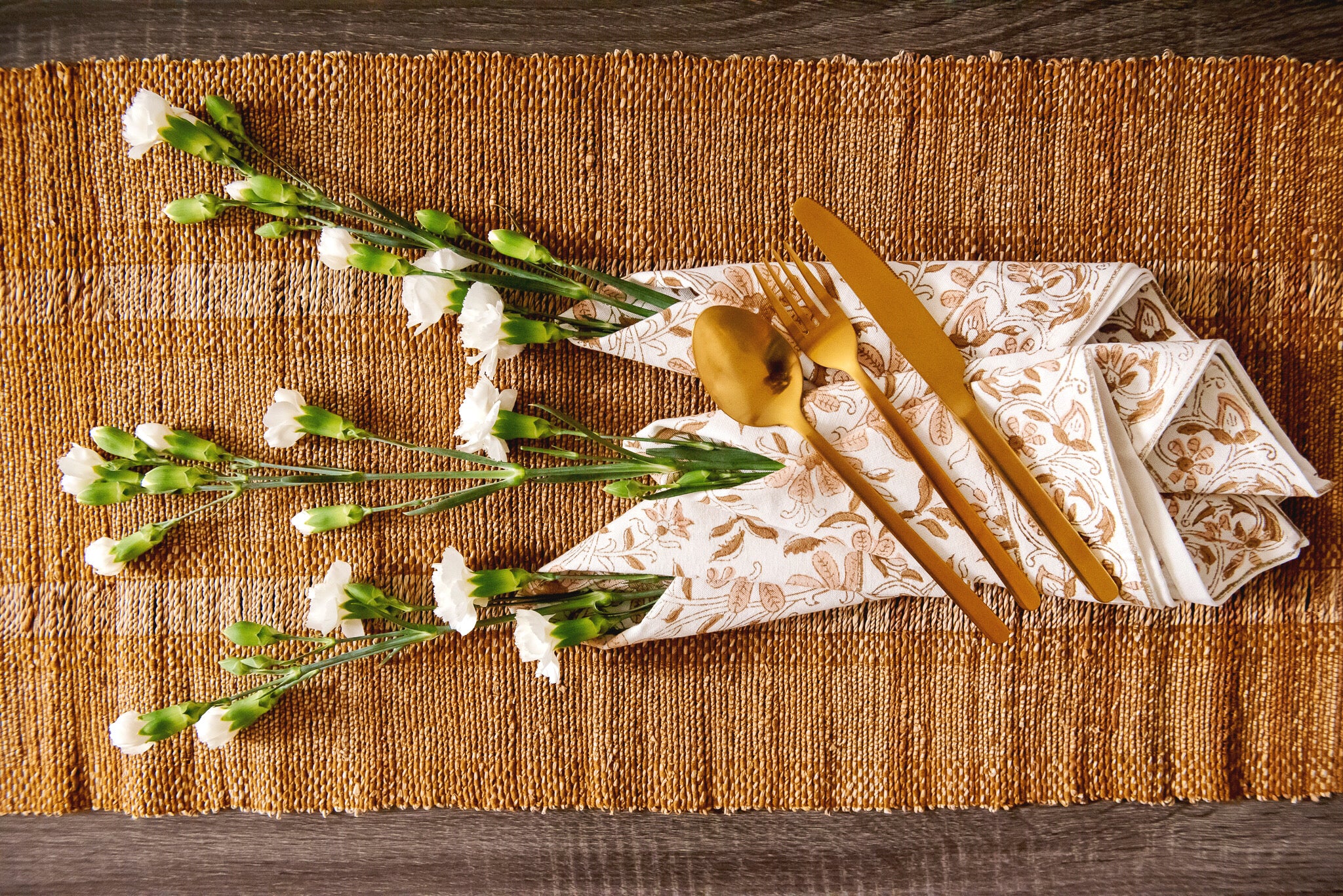 Natural table runner