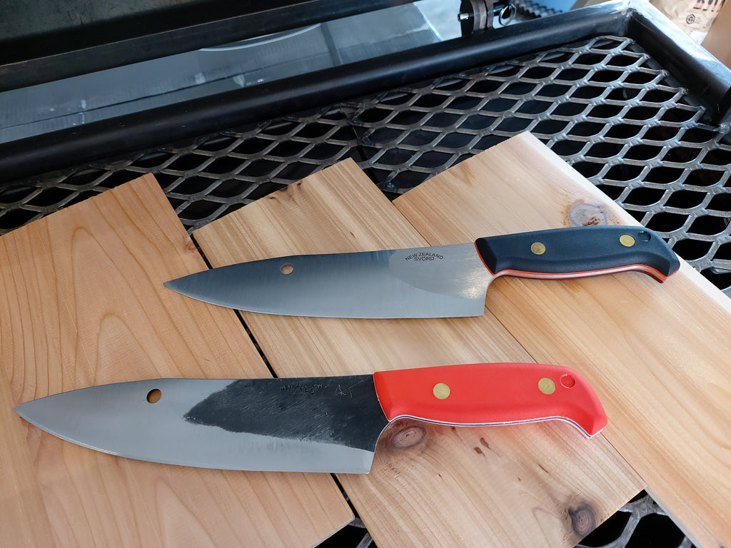 Reviews and Ratings for Svord Kiwi Santoku Chef's Knife 7-1/2 Carbon Steel  Blade, Black Polycarbonate Handle - KnifeCenter - SVORD-KS