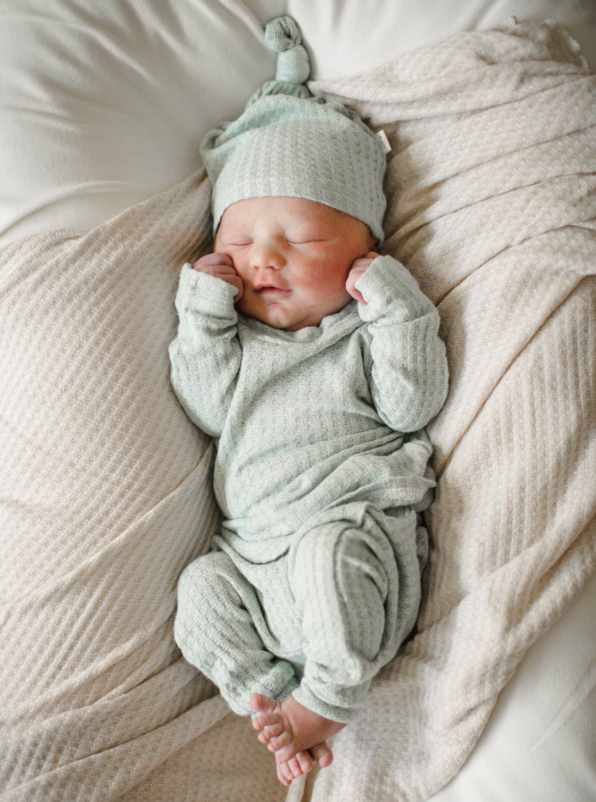 Newborn Coming Home Outfit Gender Neutral Hospital Outfit 