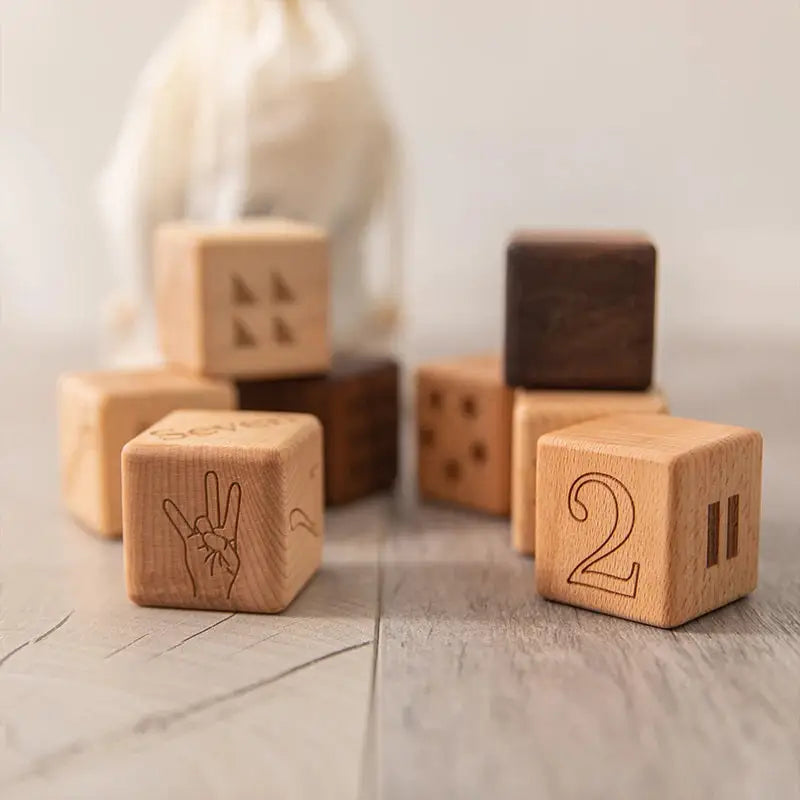 pour des photos inoubliables: de jolis cube en bois croissance enfant –  kidyhome