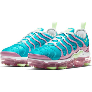 vapormax plus white and pink