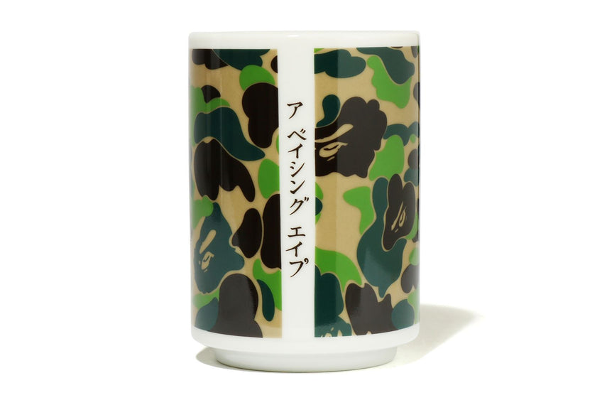 BAPE X MEDICOM TOY X ANDY WARHOL 】ABC CAMO BANANA CUSHION L