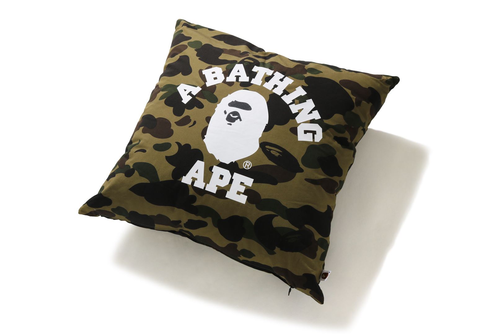 1ST CAMO COLLEGE SQUARE CUSHION