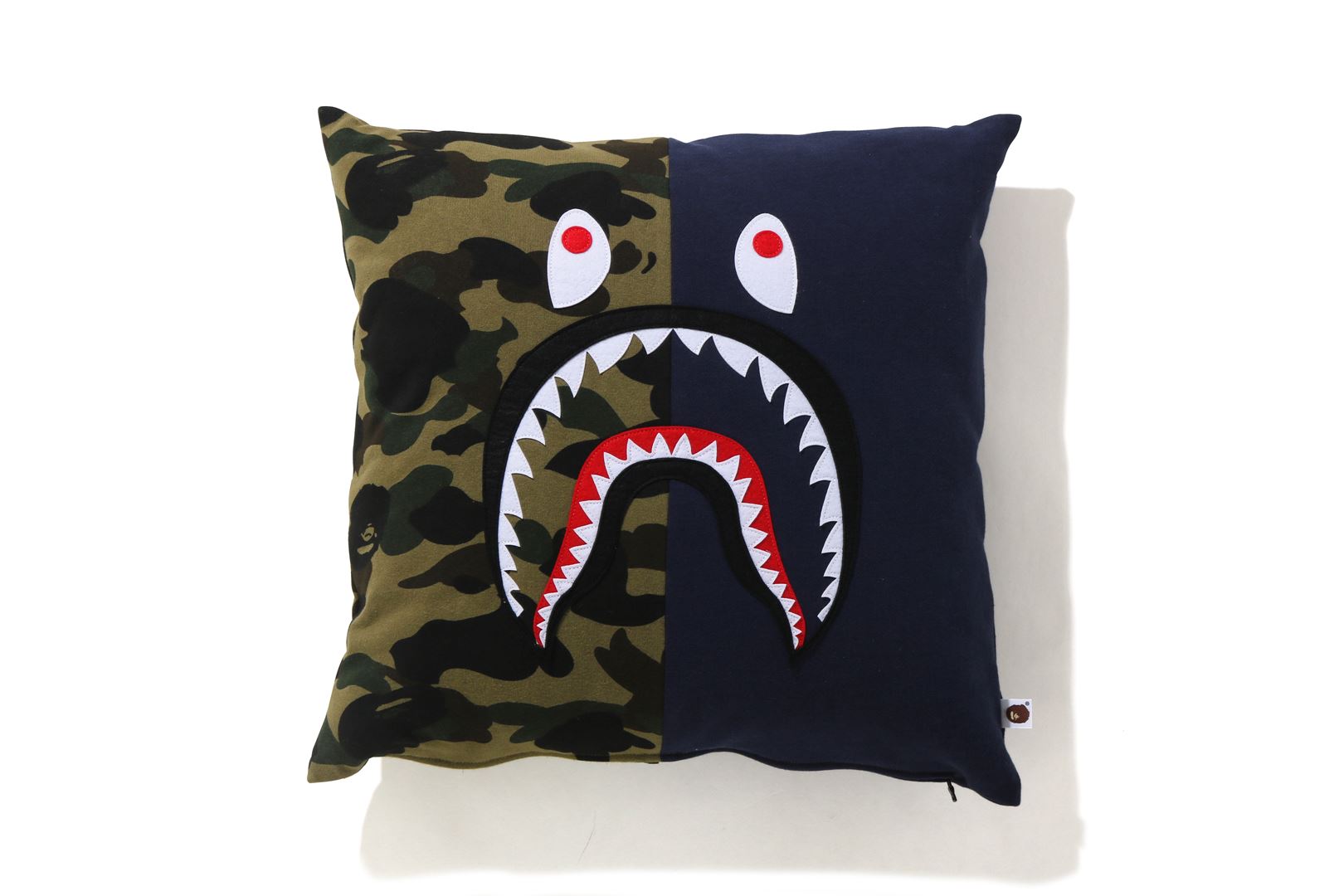 1ST CAMO SHARK SQUARE CUSHION