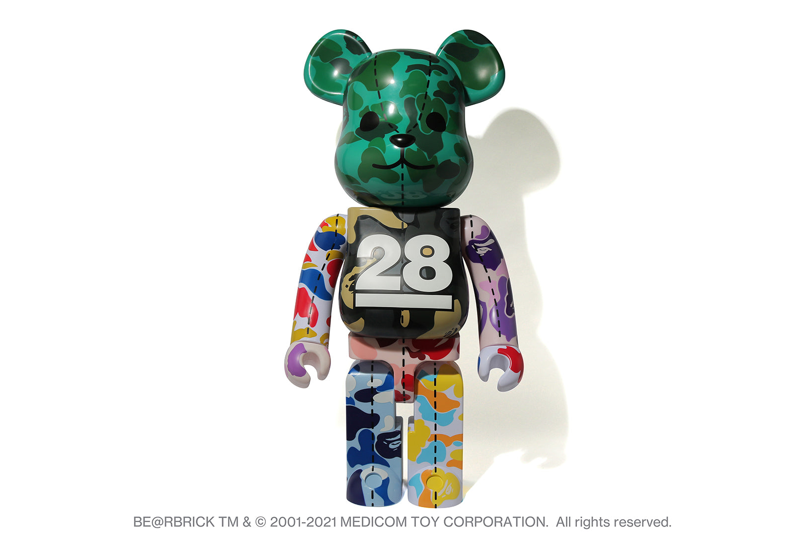 A BATHING APE 28TH ANNIVERSARY BE@RBRICK BAPE CAMO 1000%