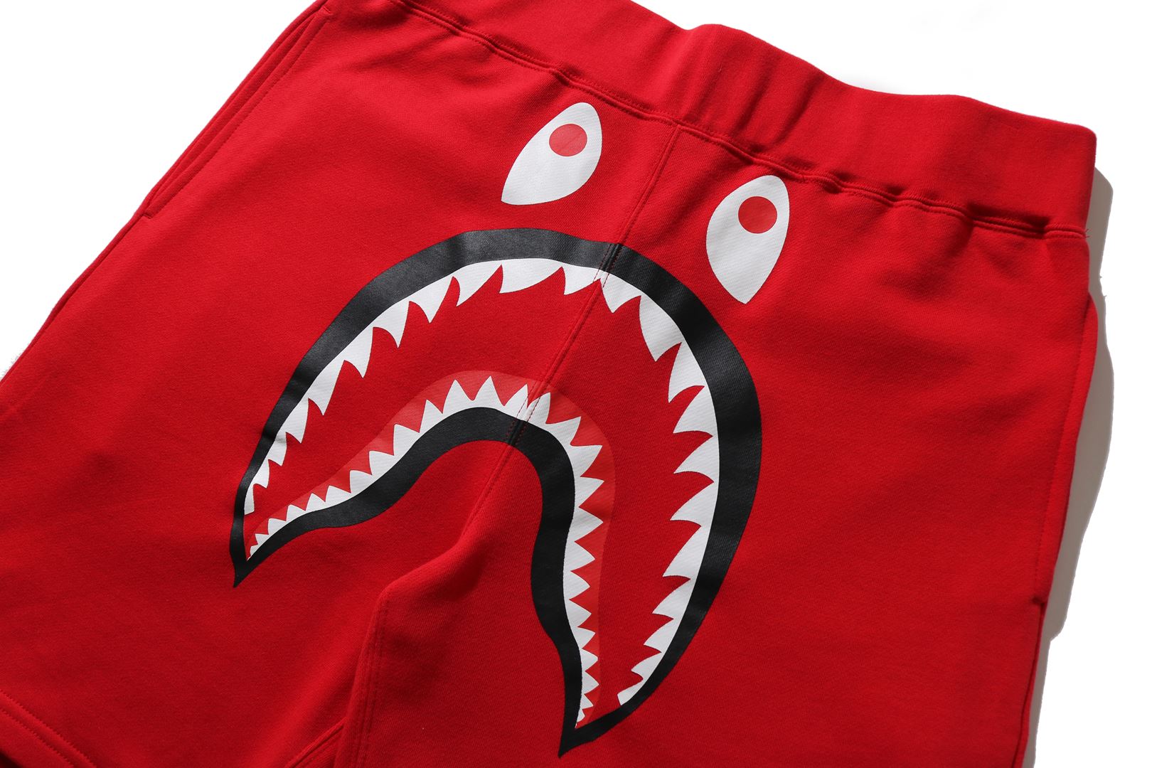 SHARK SWEAT SHORTS