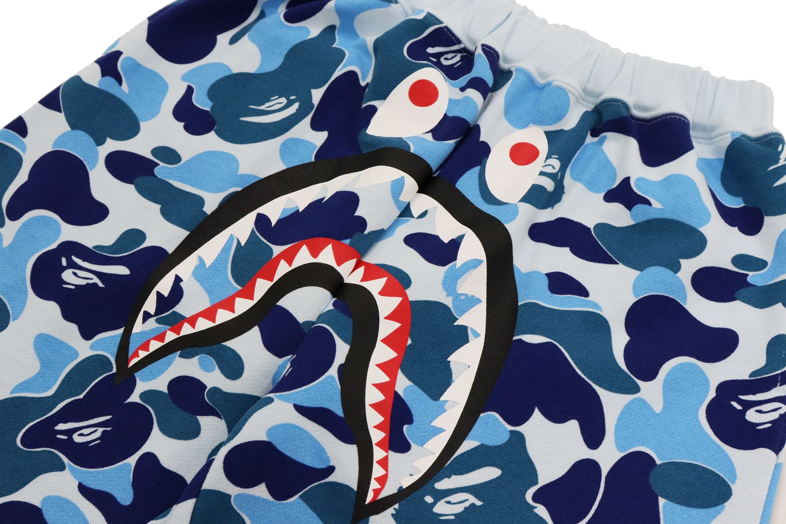 BIG ABC CAMO SHARK SWEAT SHORTS