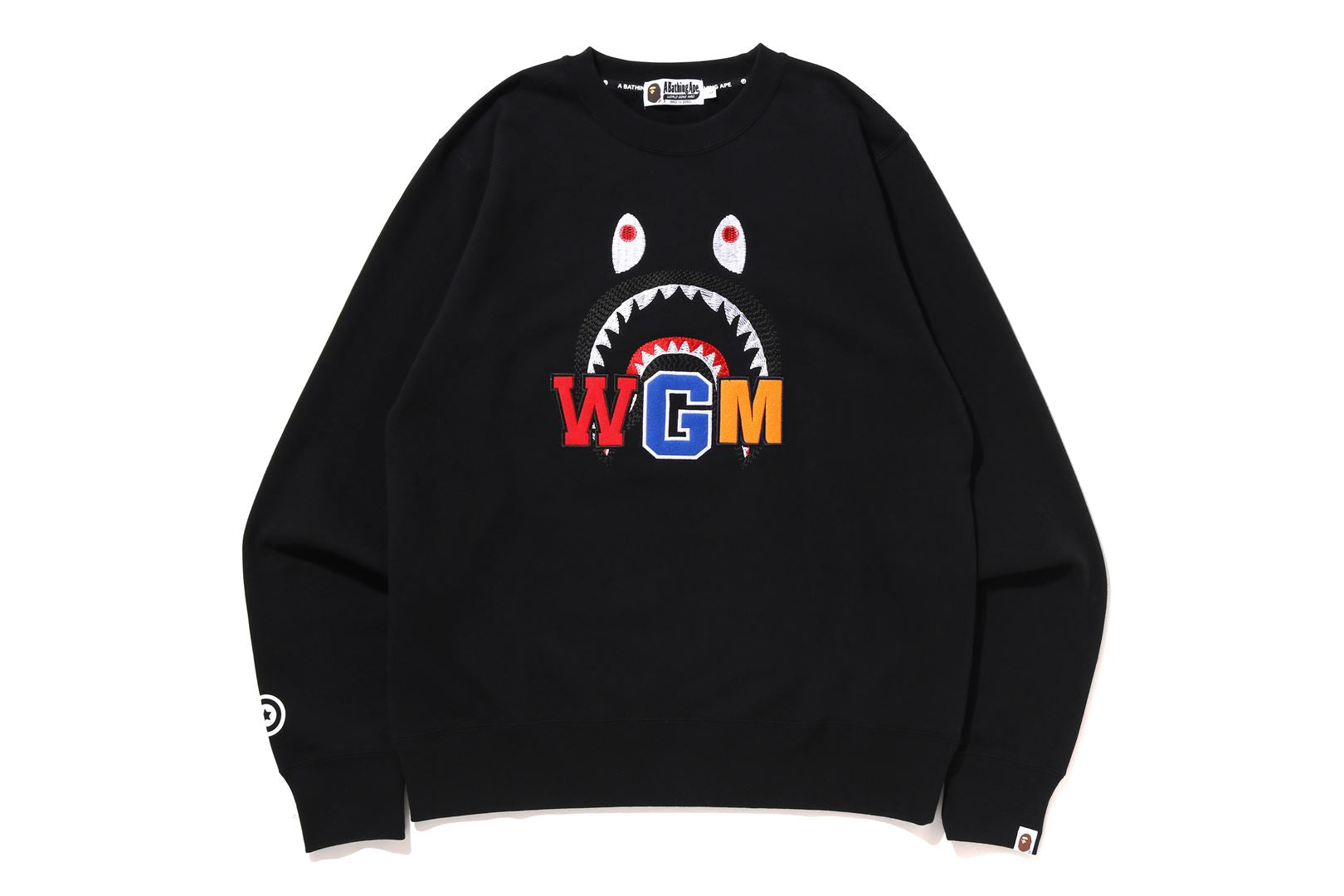 SHARK EMBROIDERY CREWNECK