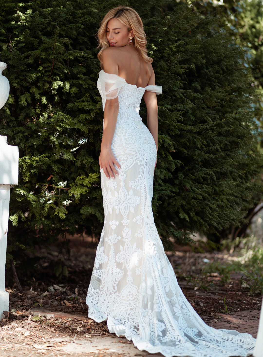 Laini Gown