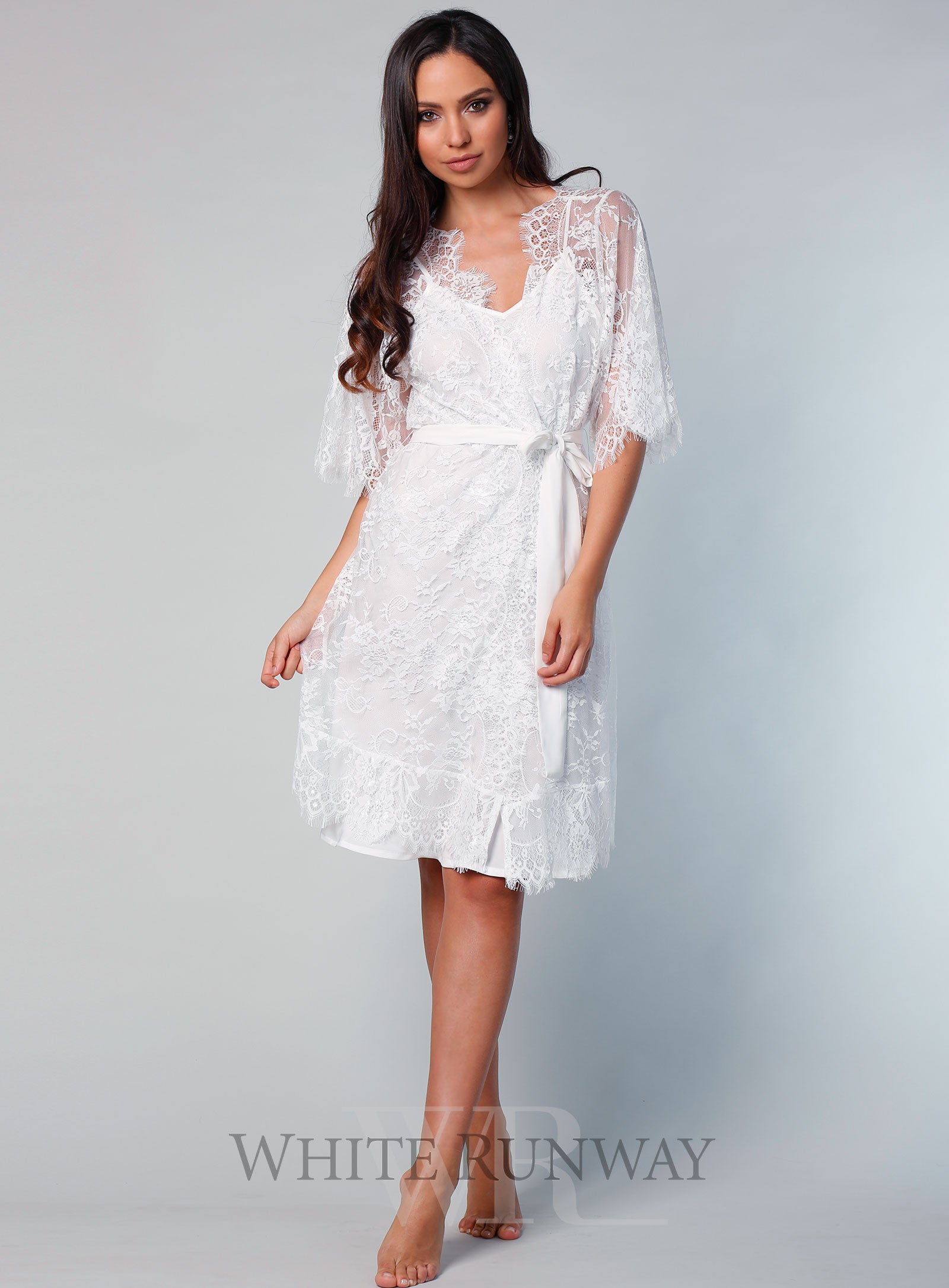 Lyon Short Lace Robe