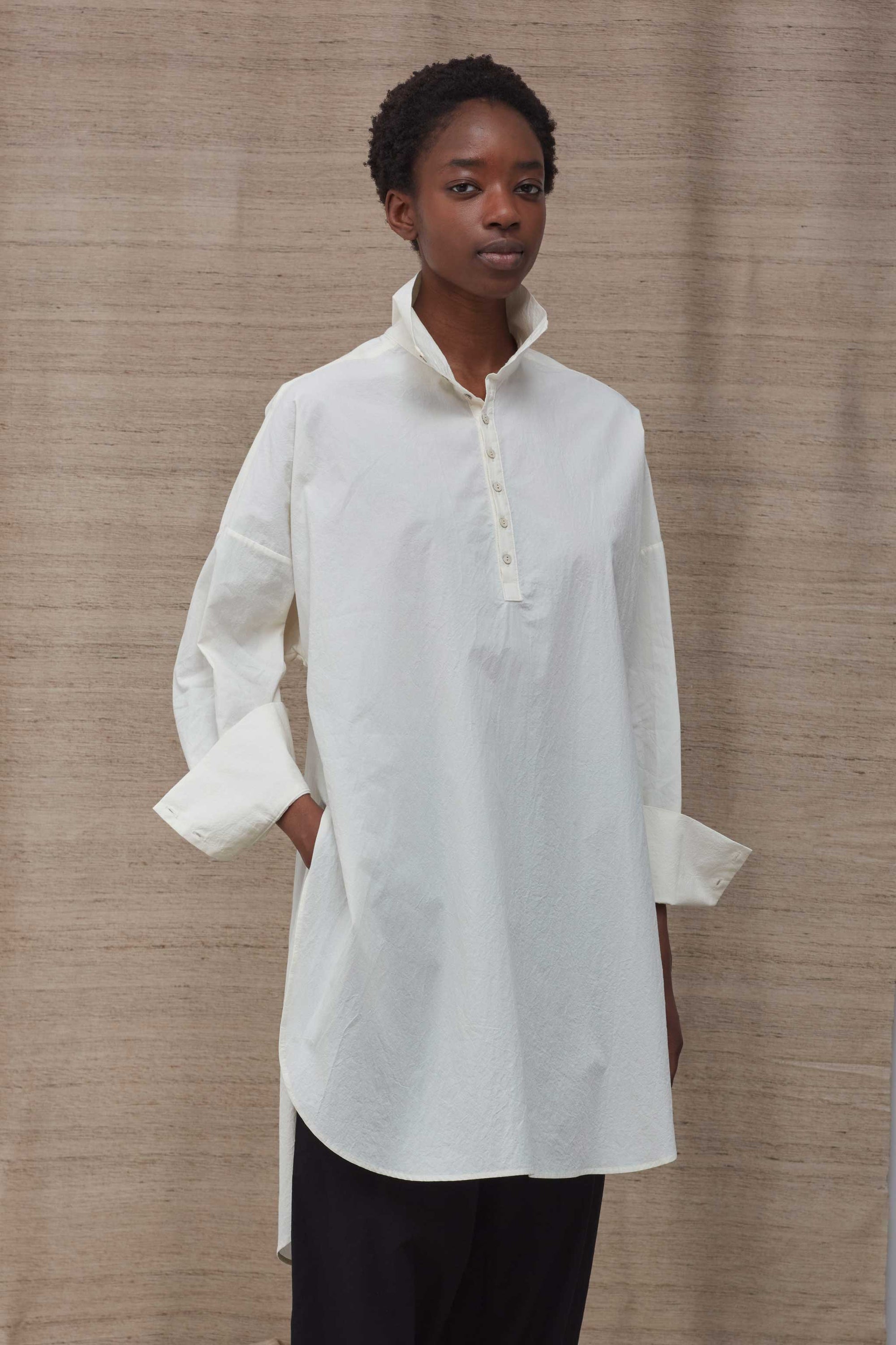 Oversized Relaxed Cotton Shirt. Fine Button Detailing on Collar