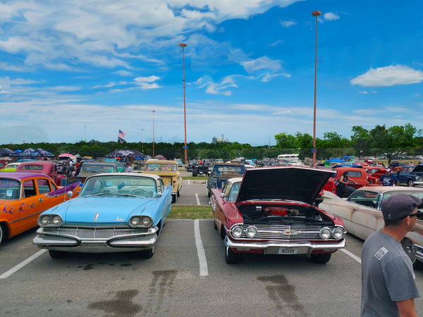 Overview of one car show parking lot