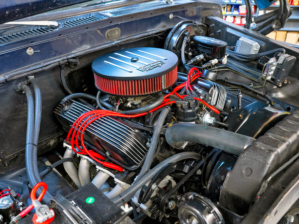 Ford 351 motor with Edelbrock accessories
