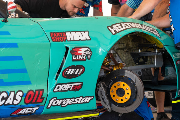 Wilwood SuperLite 6 Piston Calipers on Matt Field Falken Corvette