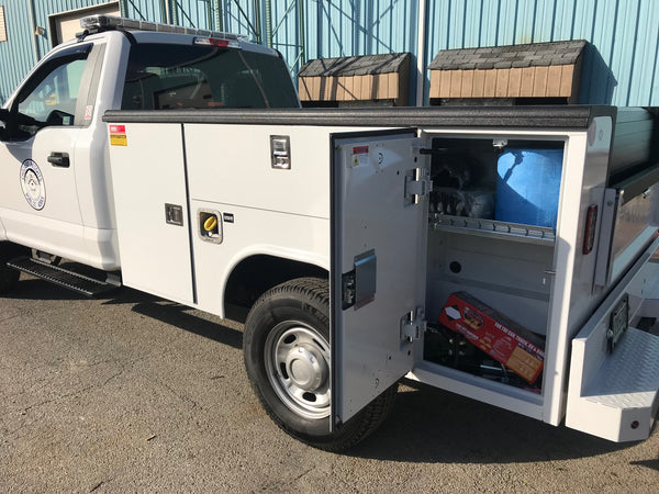 Service Body With Custom Tonneau Cover Chicago