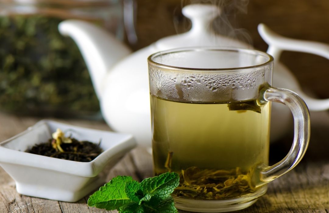 chá verde com hortelã