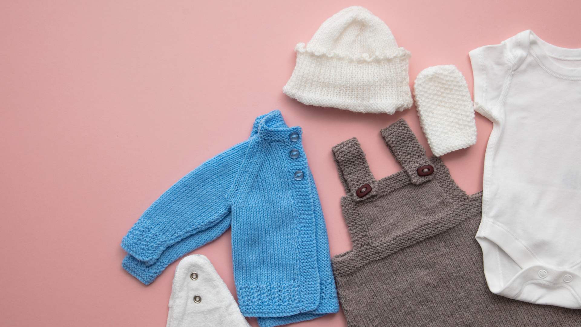 baby clothes as baby shower gift ideas