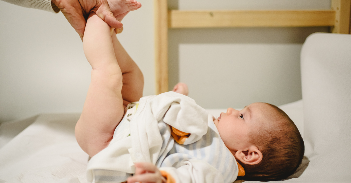 diaper changing race for the  diaper party