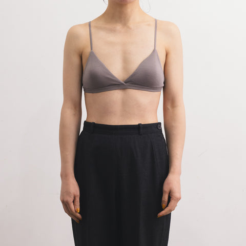 Model: 160cm B-C70, Wearing 100% Silk Bralette size S (front)