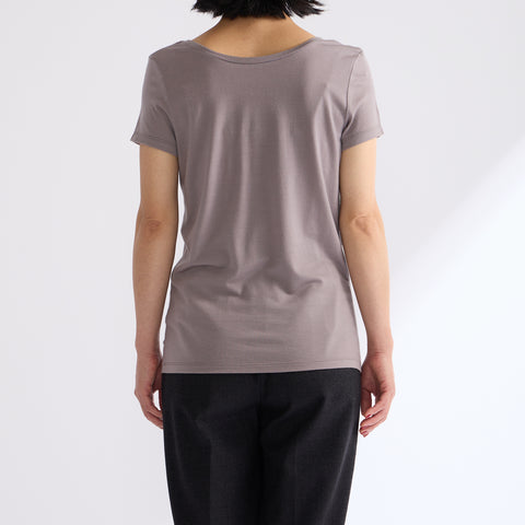 Model: 160cm B-C70, Wearing 100% Merino Wool Jersey 2-Way Short Sleeve Top L (back)