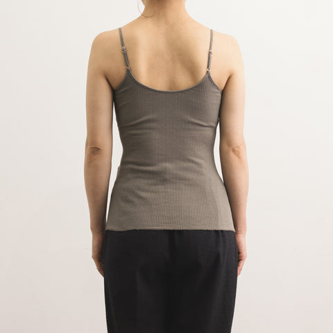 Model: 160cm B-C70, Wearing Cotton & Silk Rib Camisole with Bra size S (back)